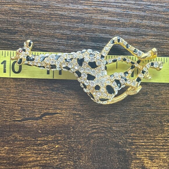 Gold Tone White Crystal & Black Enamel Giraffe Brooch Size 3.5" Length - Picture 8 of 11